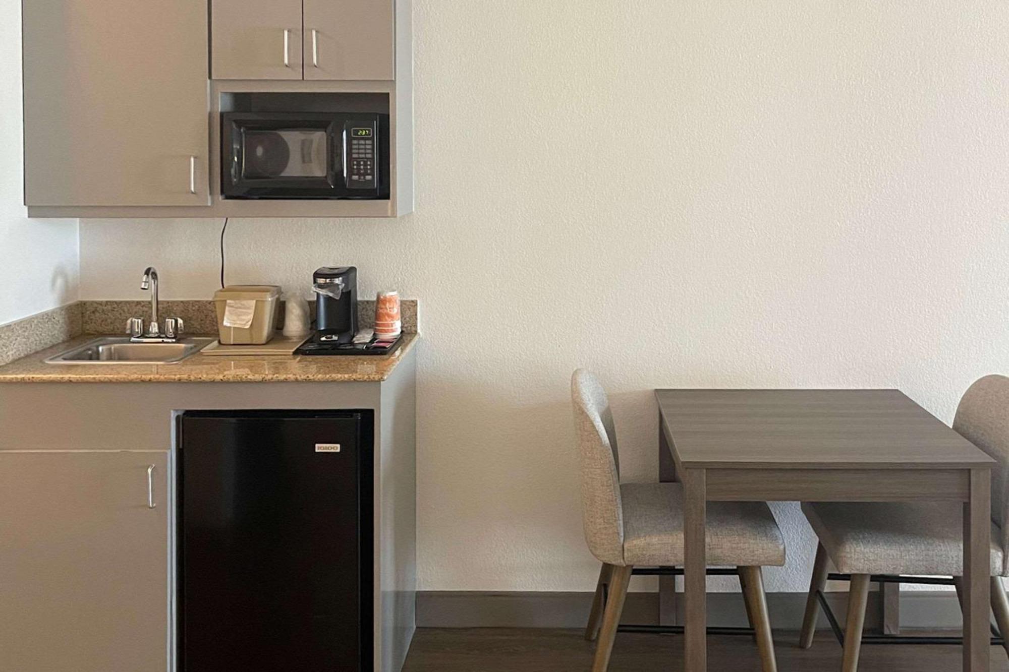 Comfort Suites Granbury Eksteriør bilde