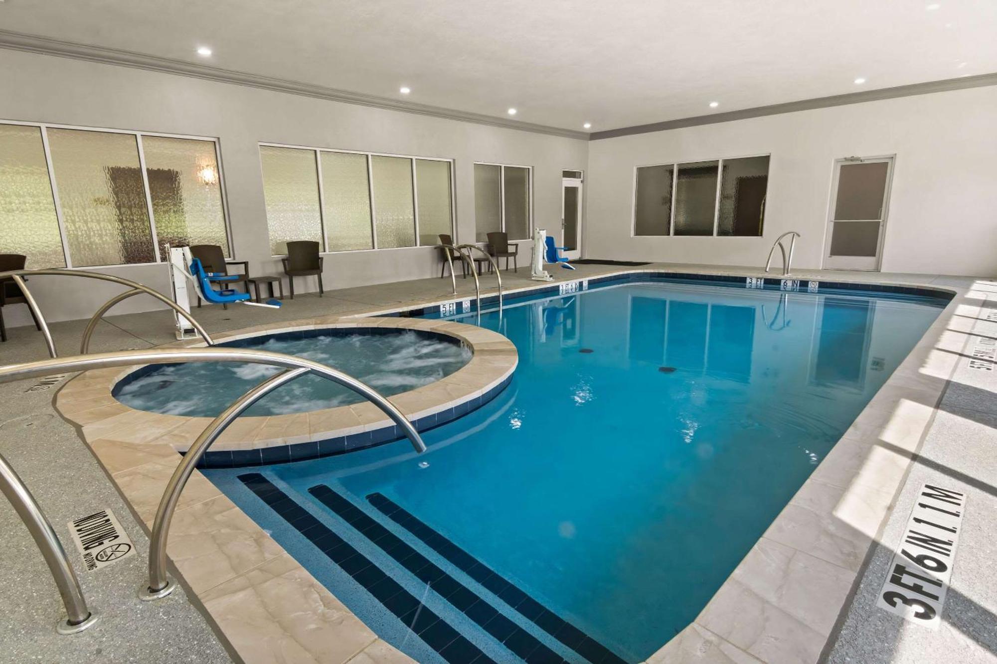 Comfort Suites Granbury Eksteriør bilde